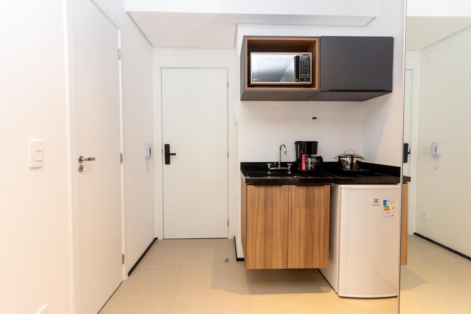 360 Vn Frei Caneca By Housi - Apartamentos Mobiliados サンパウロ エクステリア 写真